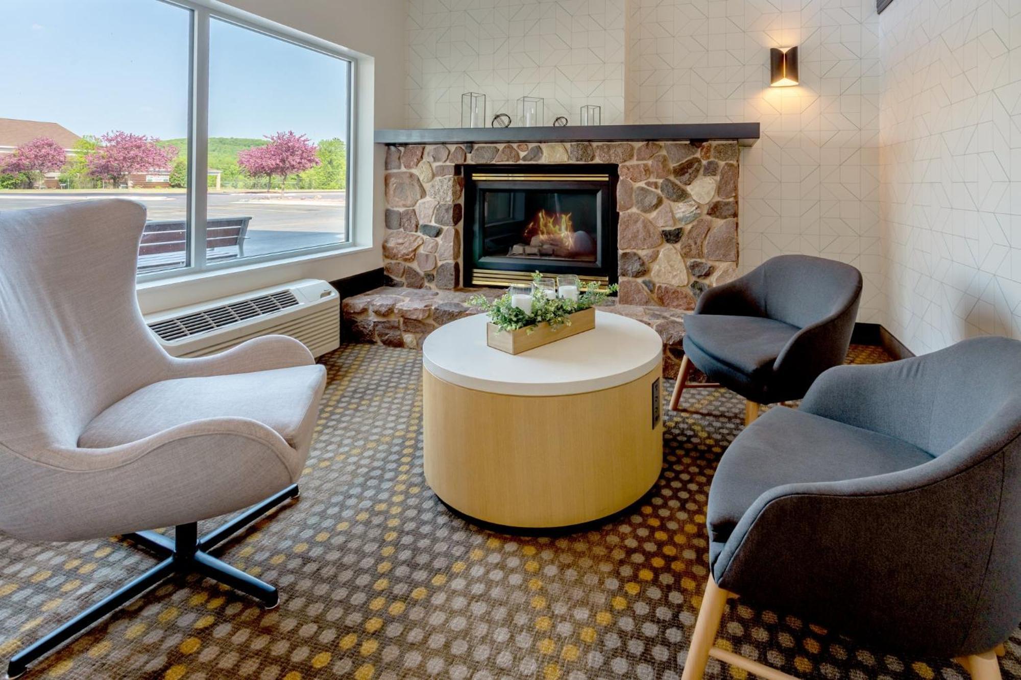 Holiday Inn & Suites Wausau-Rothschild By Ihg Luaran gambar