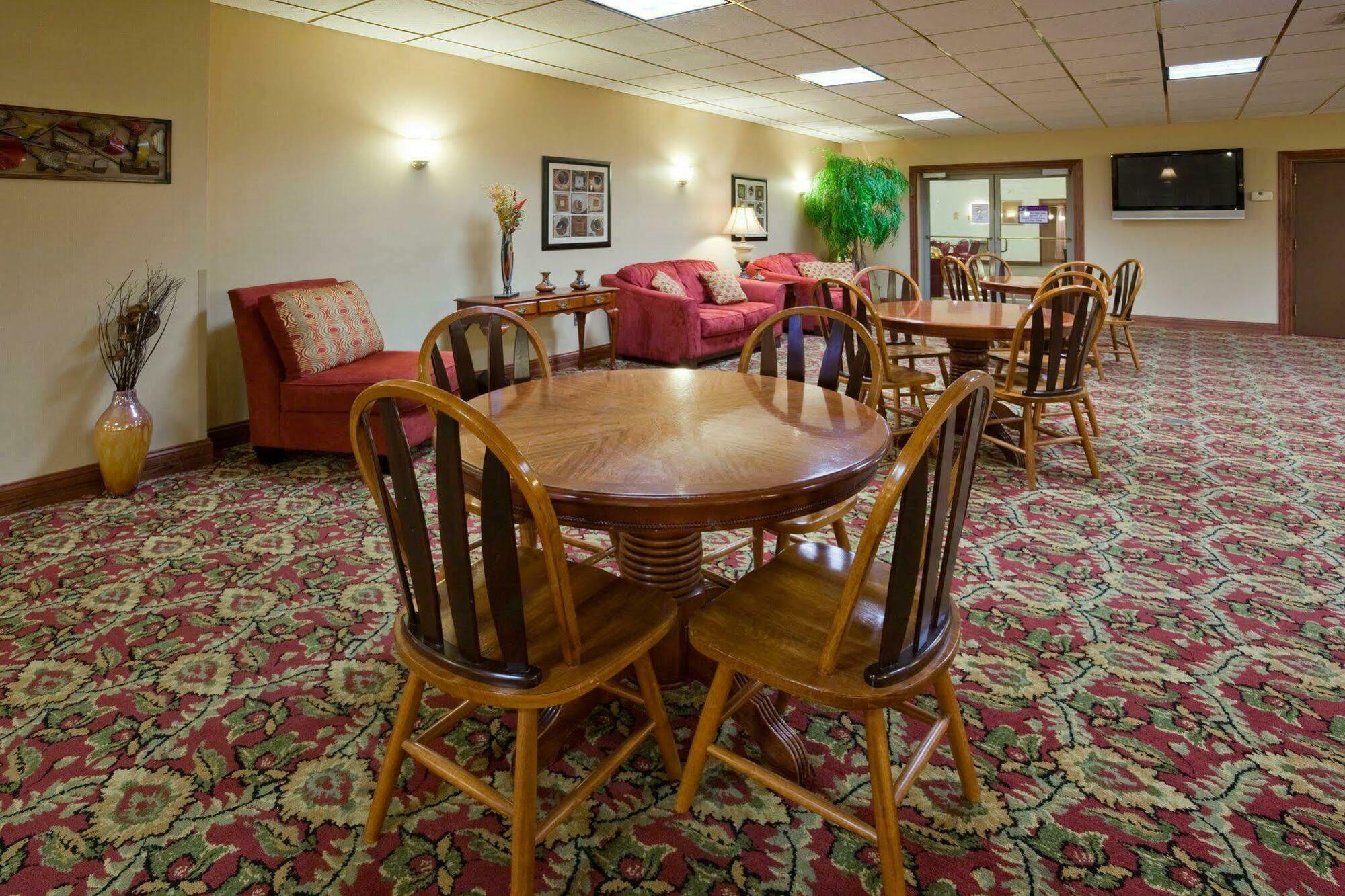 Holiday Inn & Suites Wausau-Rothschild By Ihg Luaran gambar